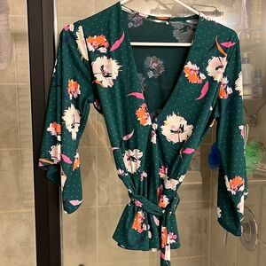 Green belted low cut top